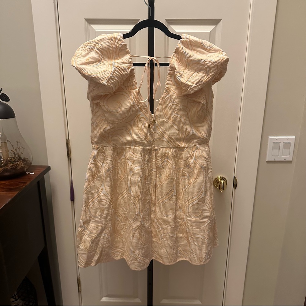 Anthropologie Deep-V Puff-Sleeve Dress in Peach NEW - Picture 6 of 13